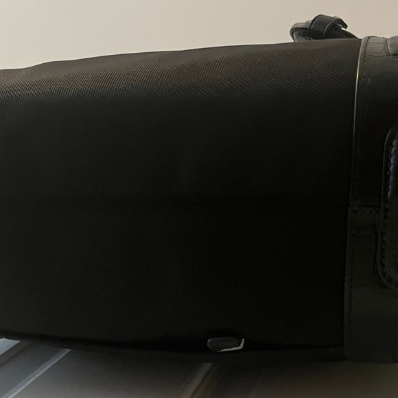 Tumi Black Tote Bag - Picture 16 of 16